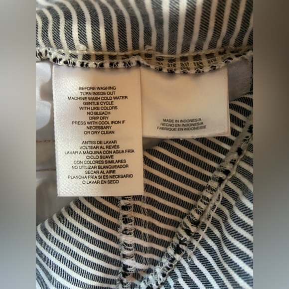 ANNE KLEIN STRIPED CAPRI’S SIZE 12 - Picture 7 of 15